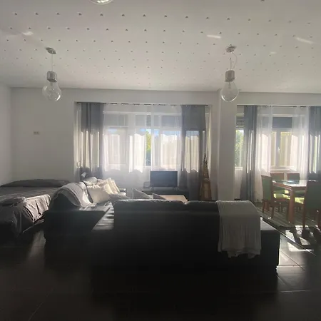 La Herradura De San Pedro Ii