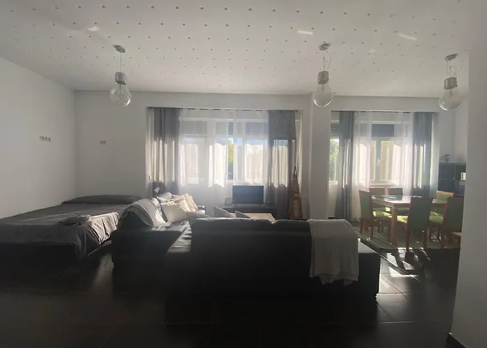 La Herradura De San Pedro Ii