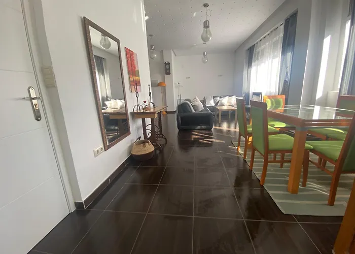 La Herradura De San Pedro Ii 아레나스 데 산 페드로